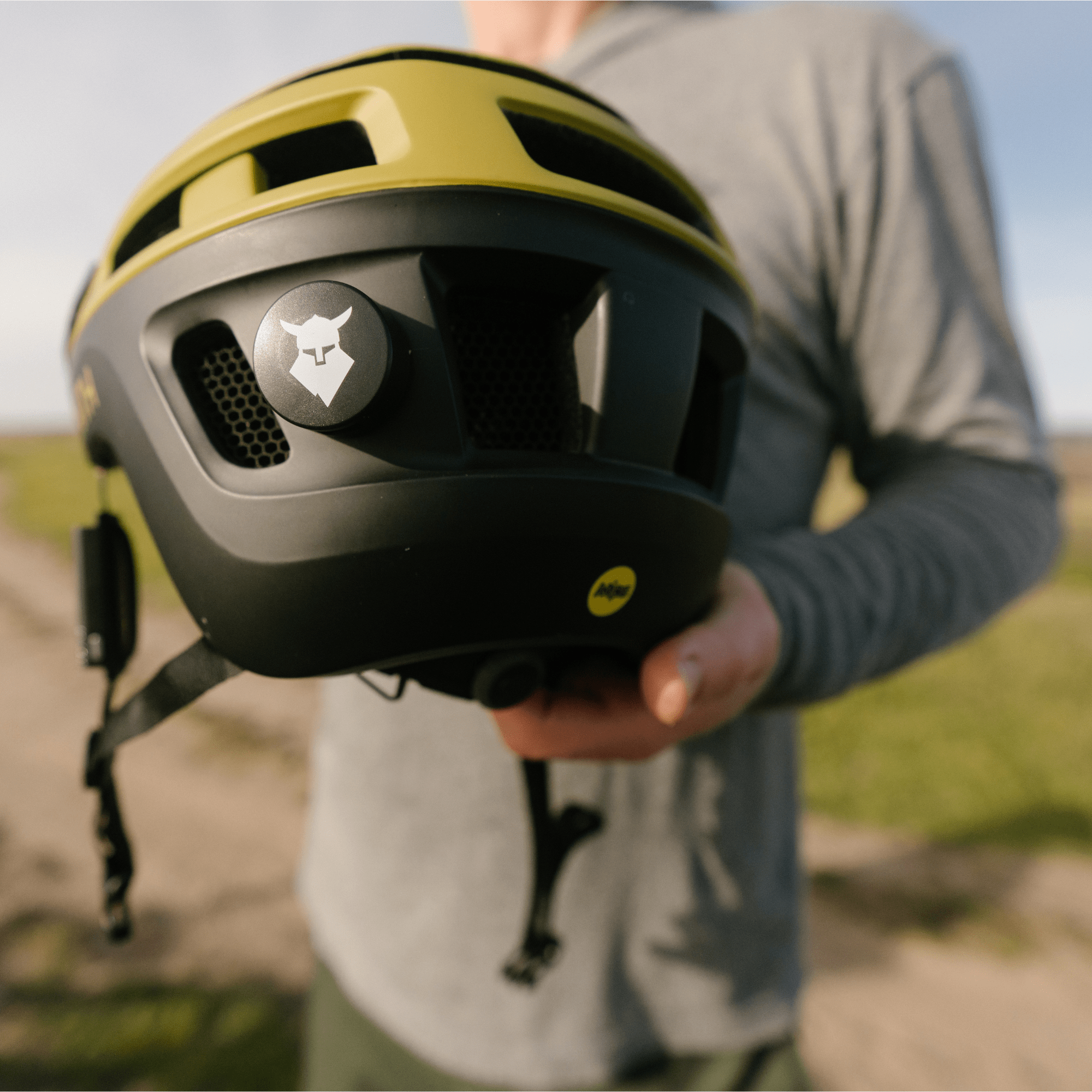 Tocsen - Helmet Crash Sensor